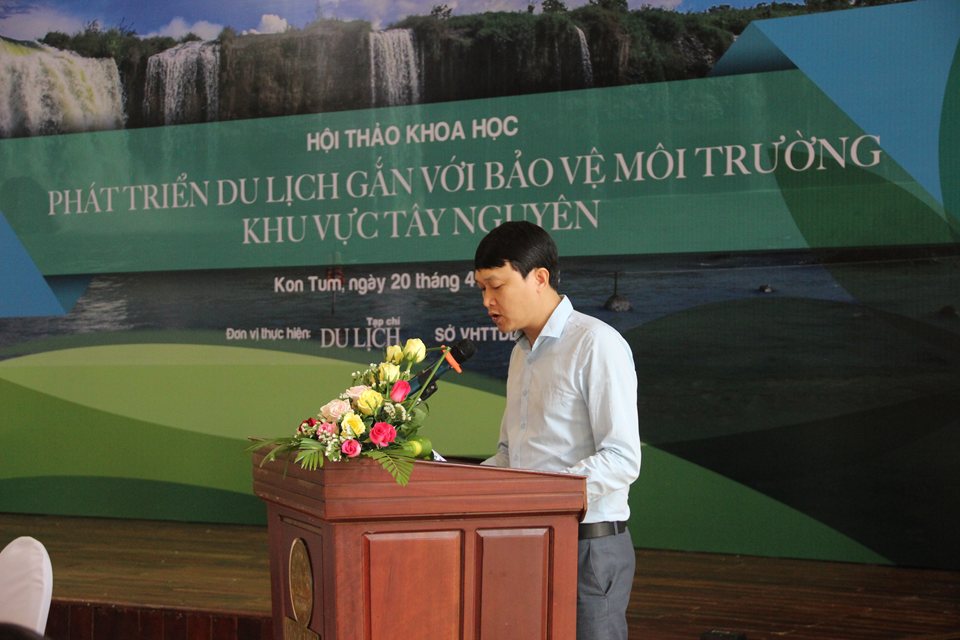 Ông Nguyễn Đức Xuyên - Tổng Biên tập Tạp chí Du lịch phát biểu tại hội thảo
